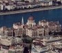 Az Országház és az előtte húzódó Kossuth tér madártávlatból (fotó: Civertan)