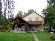 Tieff Apartmanház Balatonszárszó