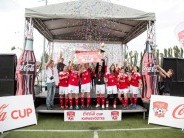 A középiskolás lányok egyre jobban szeretnek focizni - Coca-Cola CUP