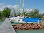 Almádi Yacht Club Kikötő Étterem