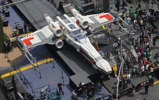   - A LEGO® STAR WARS™ 15. születésnapját ünnepeli 
