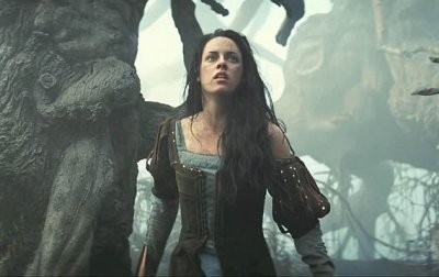   - Hófehér és a vadász - Snow White and the Huntsman