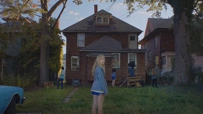   - Valami követ - It Follows